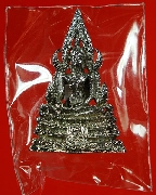 5.กริ่งพระพุทธชินราช รุ่นปฏิสังขรณ์ ปี 2530 เนื้อเงินสวย พร้อมกล่องครับ